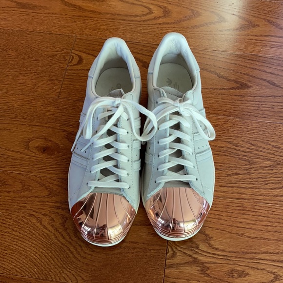 Rose Gold abd White Shell Toe Adidas Superstars - Picture 4 of 5